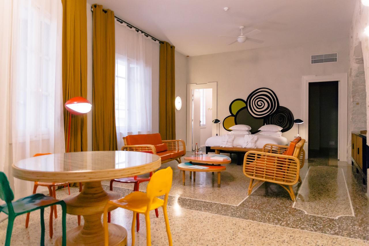 Hotel Du Cloitre Арль Экстерьер фото