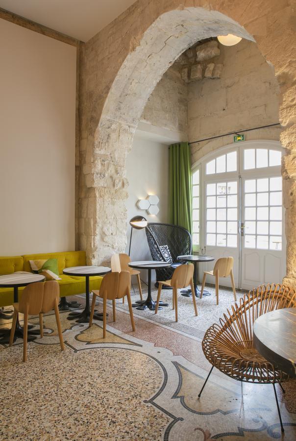 Hotel Du Cloitre Арль Экстерьер фото