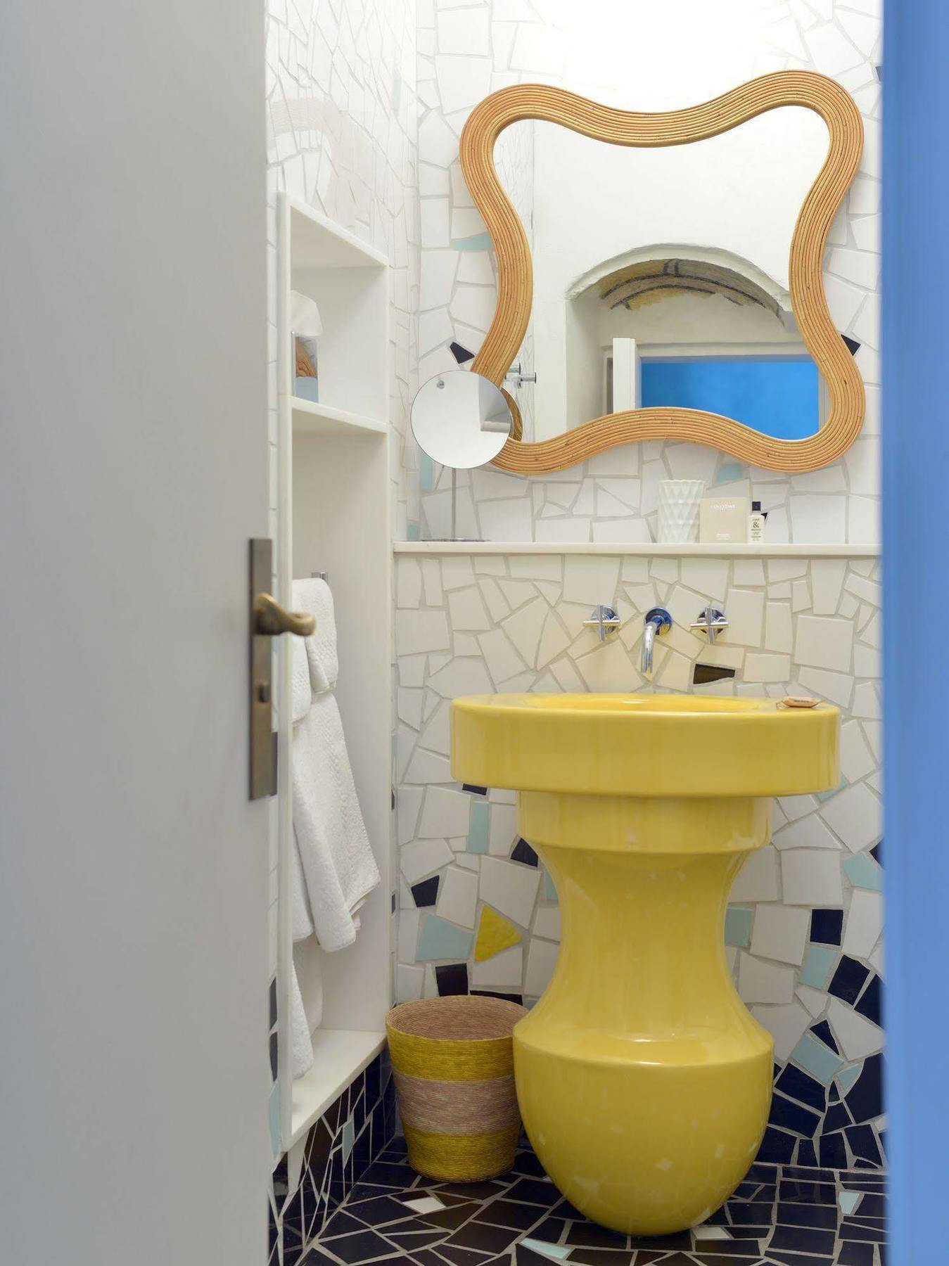 Hotel Du Cloitre Арль Экстерьер фото